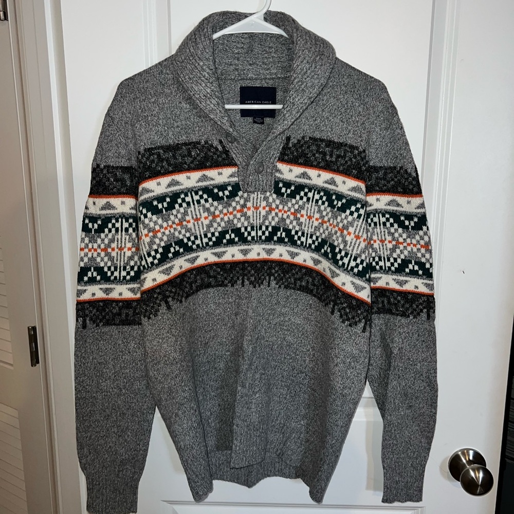 American Eagle Sweater